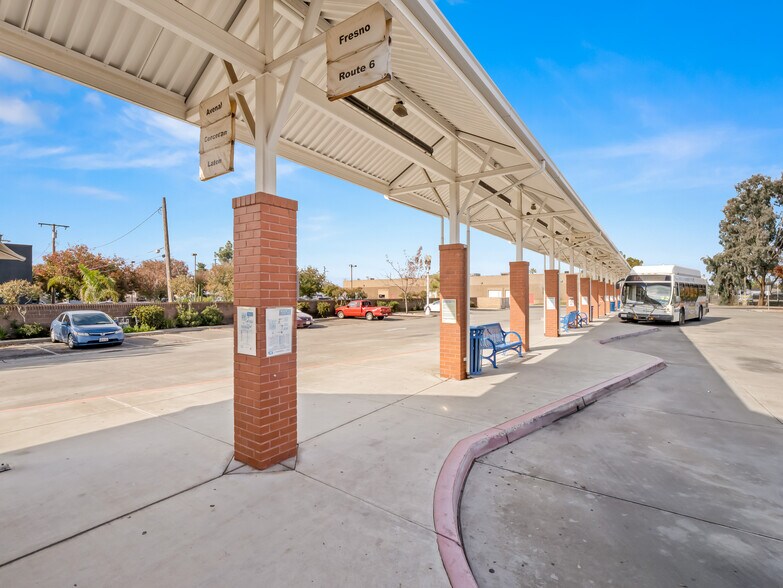 More Photos Of 504 W 7th St, Hanford Freestanding For Sale