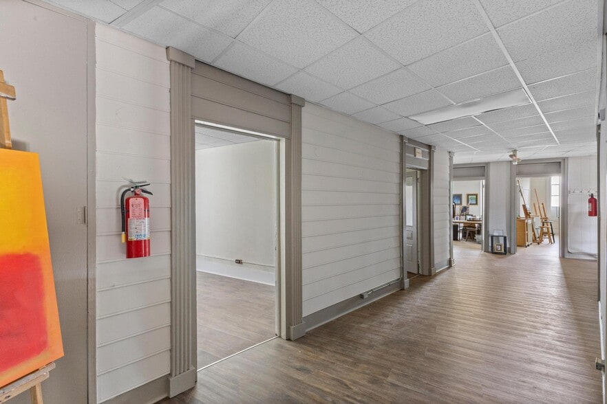More Photos Of 147 Laurens SW st, Aiken Office For Lease