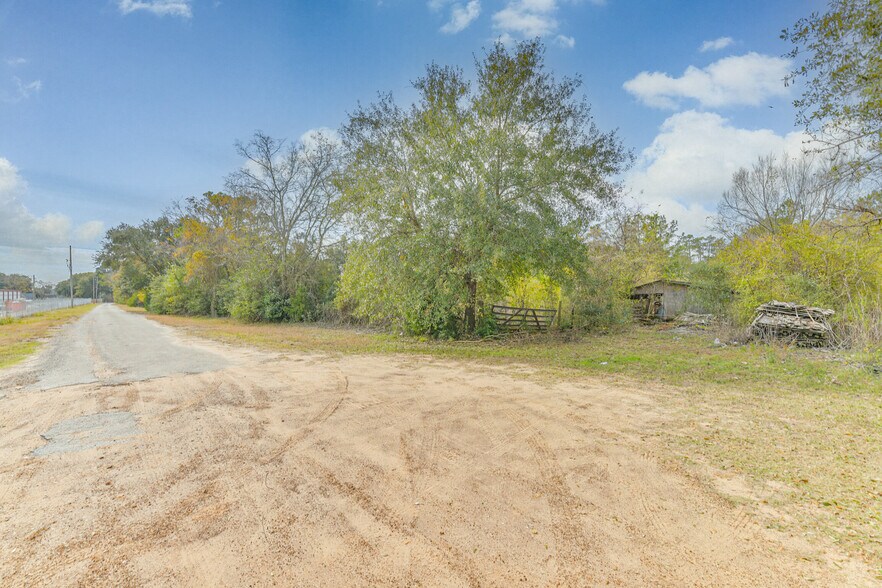 More Photos Of 22422 Tomball Cemetery Rd, Tomball Land For Sale
