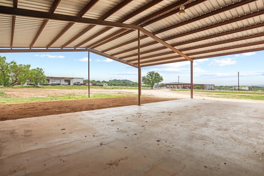 More Photos Of 2684 W US Highway 290, Fredericksburg Warehouse For Sale
