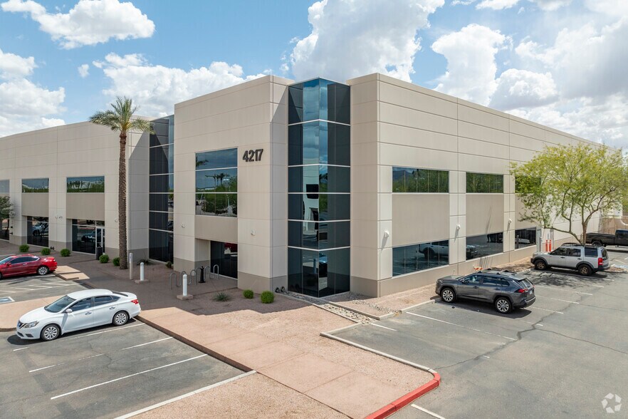 More Photos Of 4217 E Cotton Center Blvd, Phoenix Office For Sale