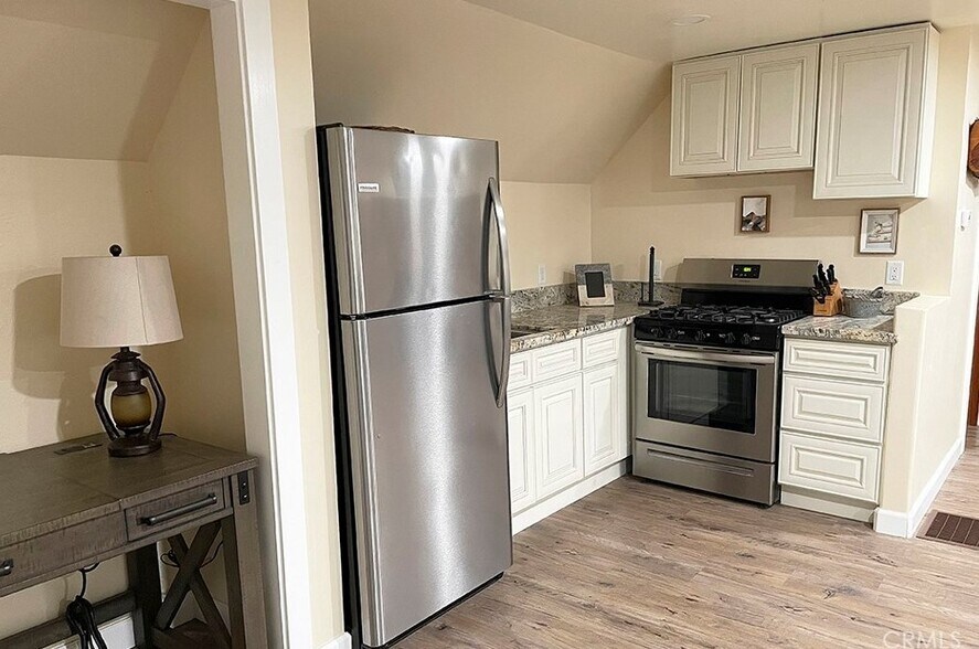 More Photos Of 480 Cottage Grove Rd, Lake Arrowhead Lodge Meeting Hall For Sale