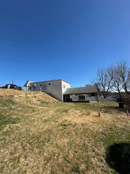 More Photos Of 4269 Linden Ave, Feasterville Trevose Specialty For Sale