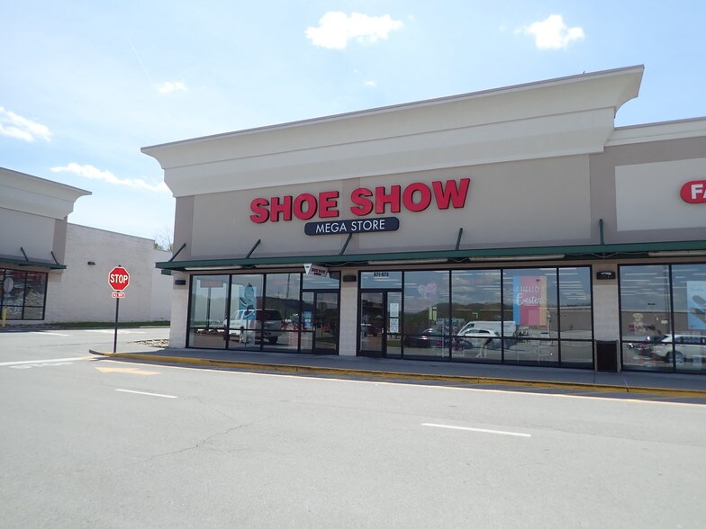 More Photos Of 780 Commonwealth Dr, Norton Unknown For Lease