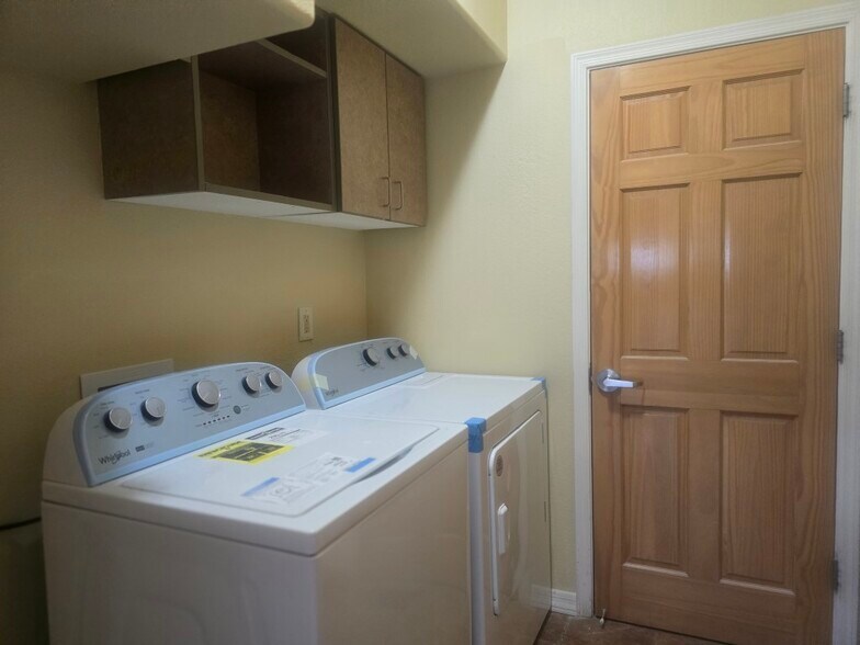 More Photos Of 819 W Gurley St, Prescott Apartments For Sale