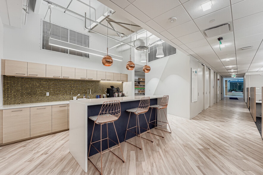 More Photos Of 13900 E Harvard Ave, Aurora Office For Sale