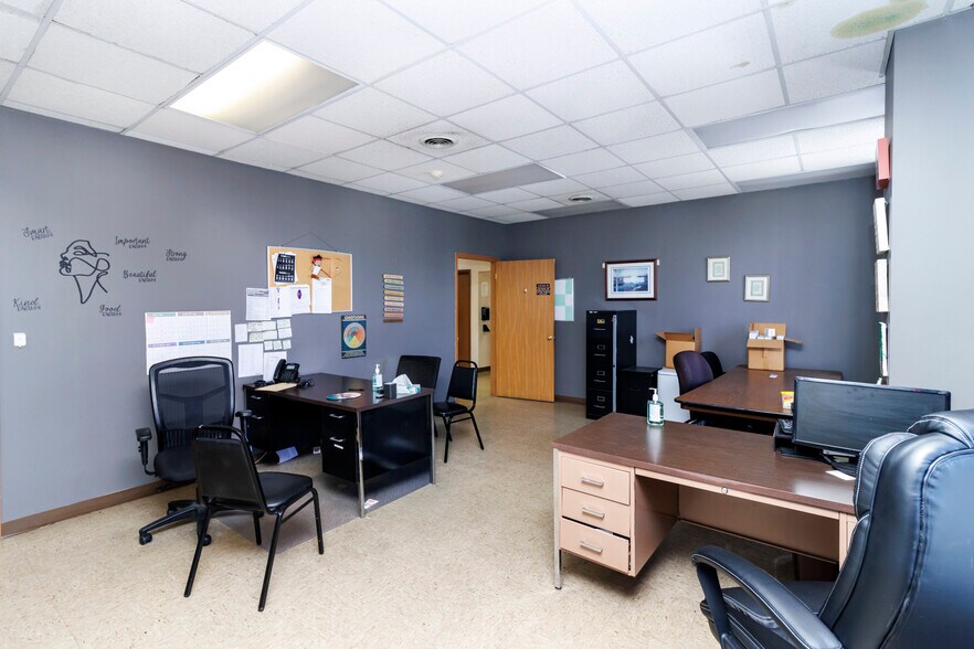 More Photos Of 1131 Broadway St, Buffalo Office For Sale