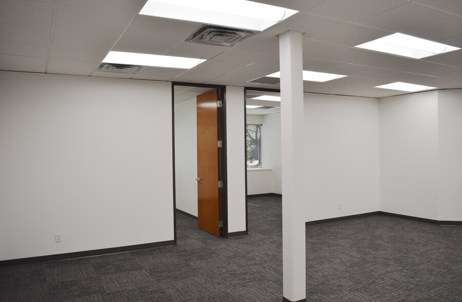 More Photos Of 1201 Richardson Dr, Richardson Office For Sale