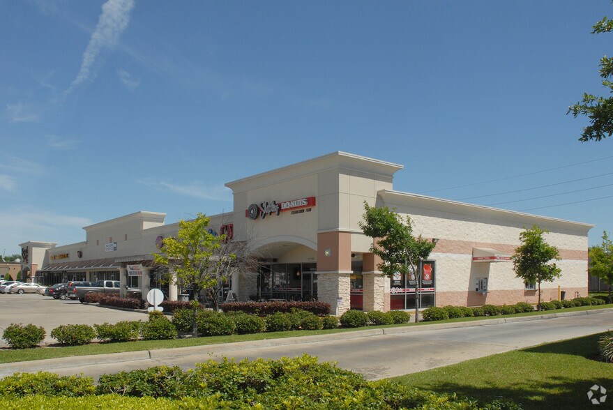 More Photos Of 12225 Westheimer Rd, Houston Unknown For Lease