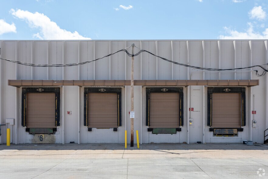 More Photos Of 12790 E 38th Ave, Denver Warehouse For Sale