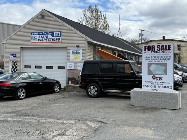 More Photos Of 17 New Salem St, Wakefield Manufacturing For Sale