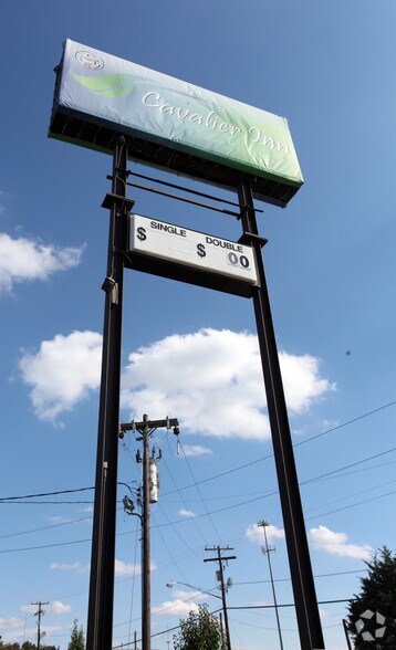 More Photos Of 312 W J J Dr, Greensboro Hotel For Sale