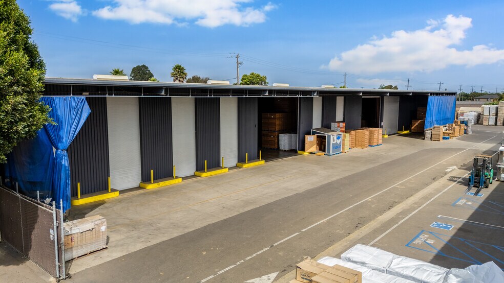 More Photos Of 807 W Main St, Santa Maria Light Manufacturing For Sale