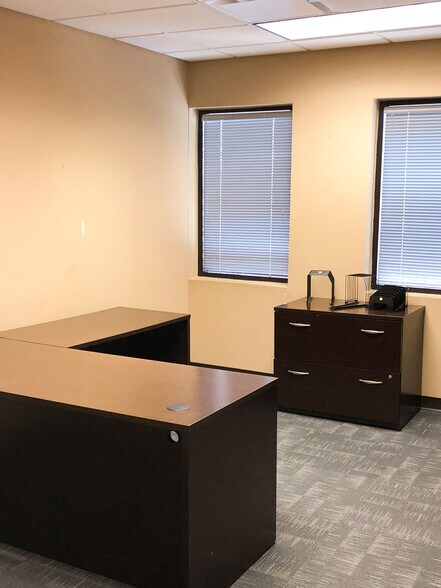 More Photos Of 330 Pelham Rd, Greenville Medical For Lease