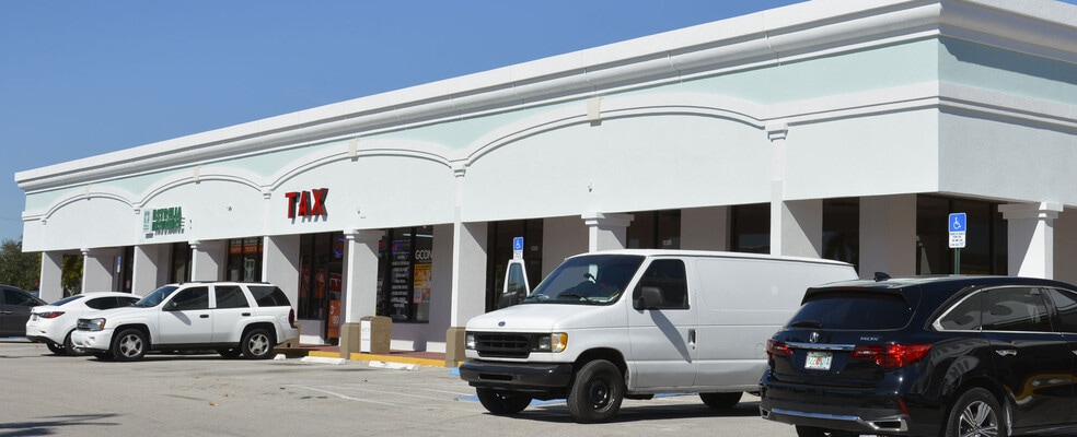 More Photos Of 2401-2499 10th Ave N, Lake Worth Unknown For Lease