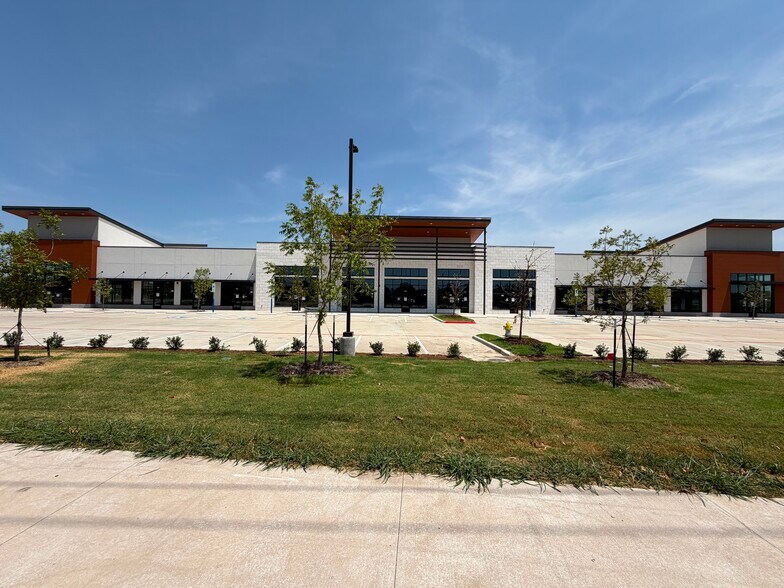 More Photos Of 10702 Coit Rd Rd, Frisco Unknown For Lease