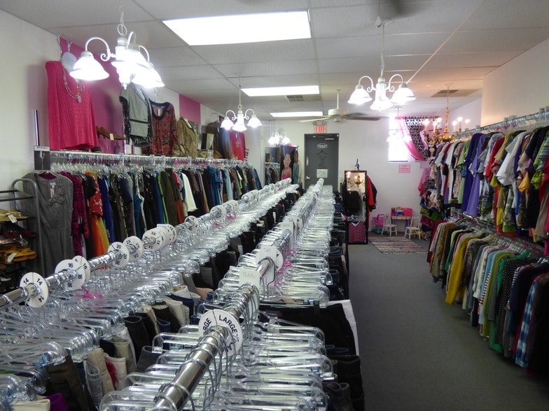 More Photos Of 3500-3508 Hampton Ave, Saint Louis General Retail For Lease