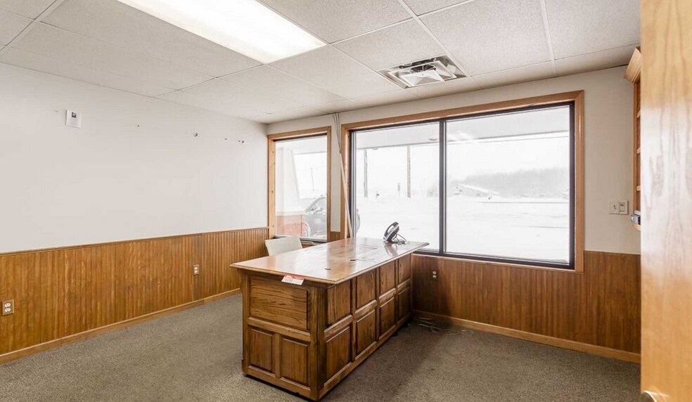 More Photos Of 8630 Storey Rd, Belding Industrial For Sale