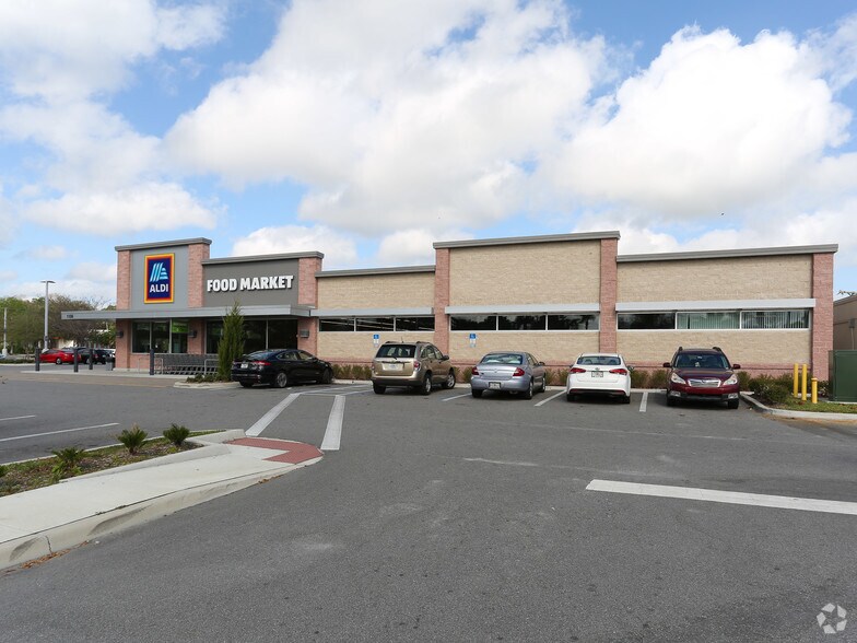 More Photos Of 1128 Beville Rd, Daytona Beach Supermarket For Sale