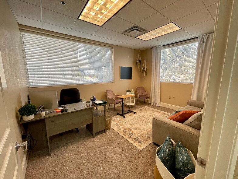 More Photos Of 6190 Mae Anne Ave, Reno Medical For Lease