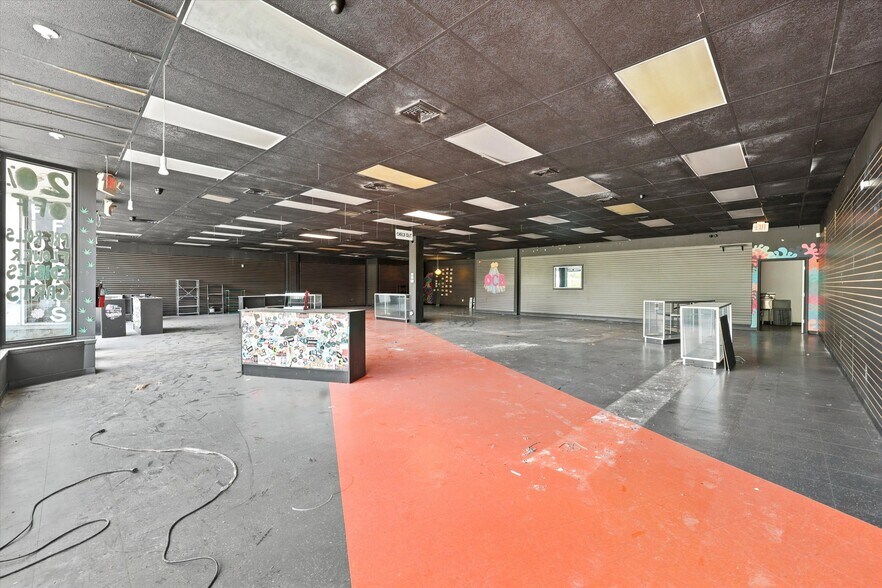 More Photos Of 444-448 Route 70, Marlton Freestanding For Sale
