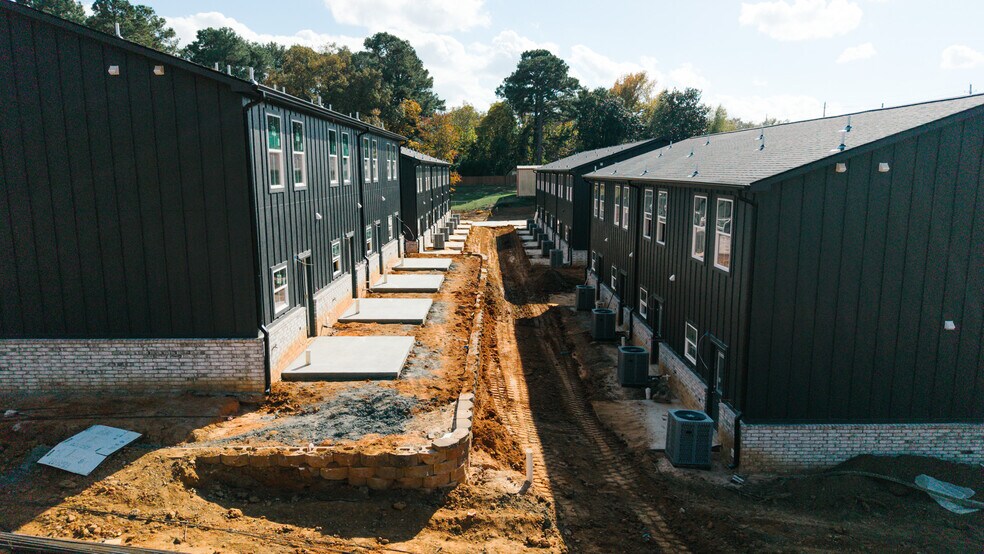 More Photos Of 6702 University Ave, Texarkana Apartments For Sale