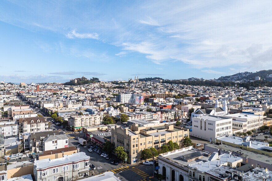 More Photos Of 745 Clement St, San Francisco Apartments For Lease