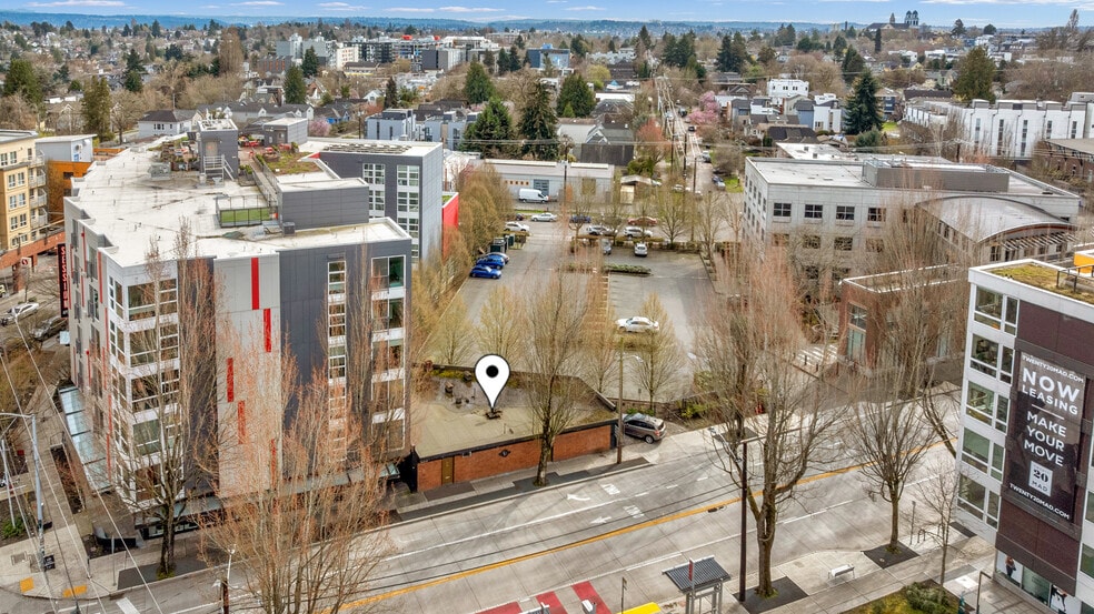 More Photos Of 2037 E Madison St, Seattle Storefront Retail Office For Sale