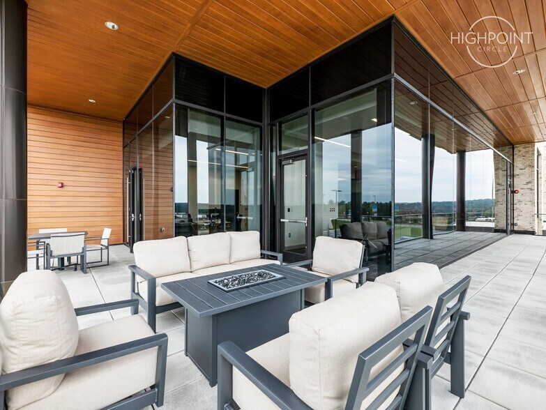 More Photos Of 100 Highpoint Park Way, Braselton Office For Sale