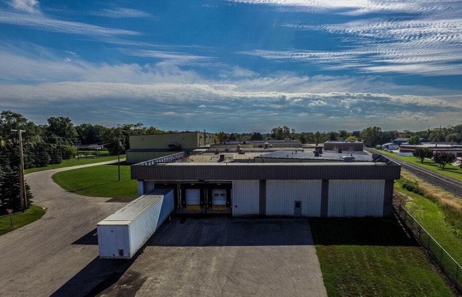 More Photos Of 9864 Church St, Bridgman Warehouse For Sale