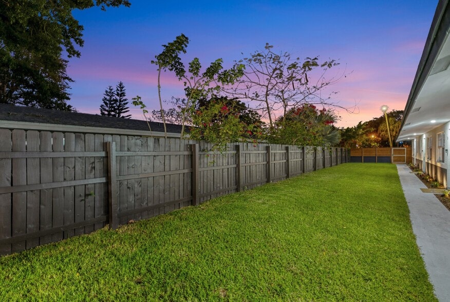 More Photos Of 934 NW 4th Ave, Fort Lauderdale Apartments For Sale