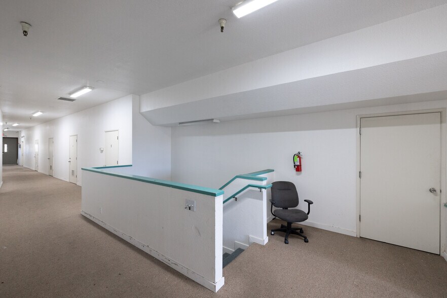 More Photos Of 1801 Catalina St, Seaside Research And Development For Sale