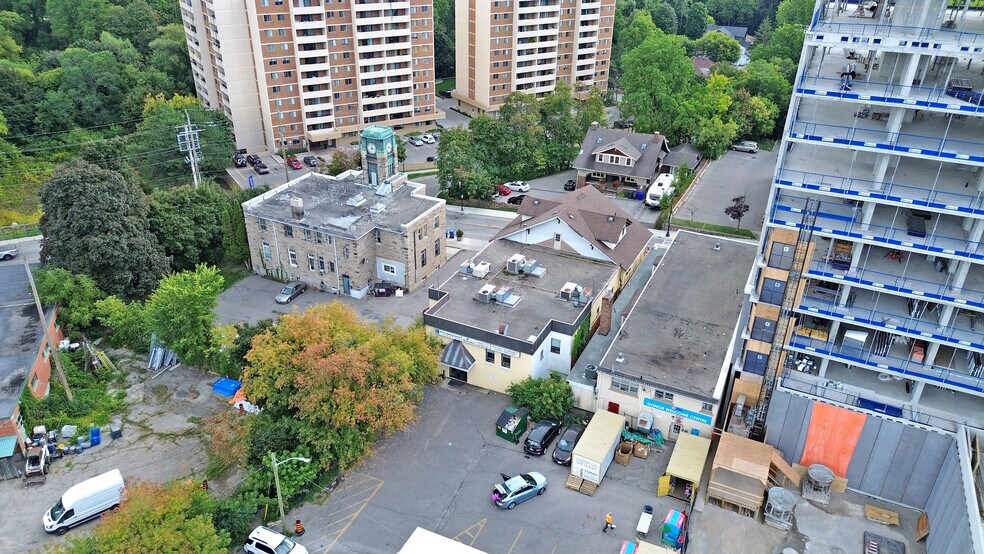 More Photos Of 72 Mill St, Halton Hills Office Residential For Sale