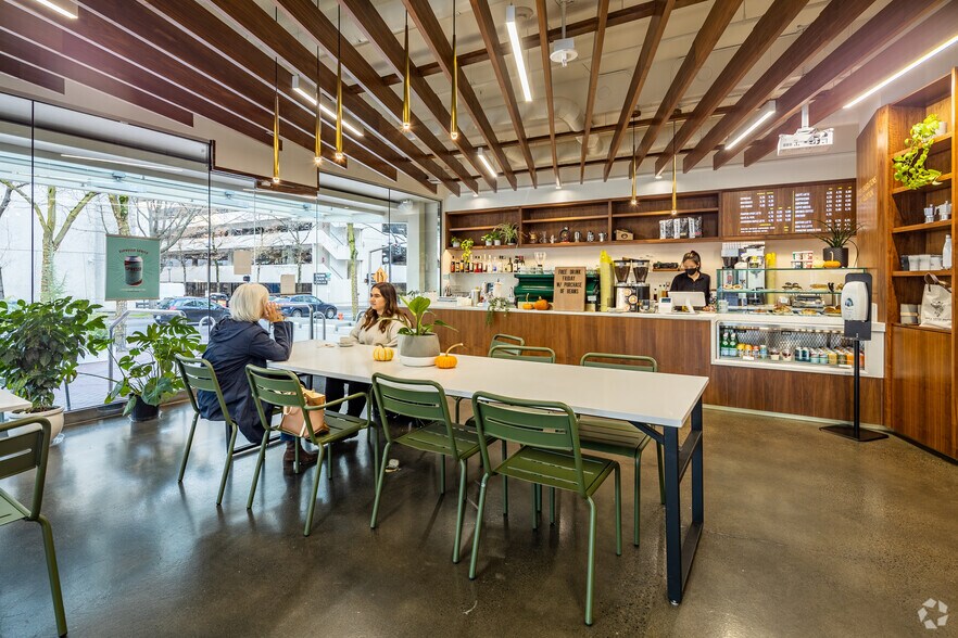 More Photos Of 200 SW Market St, Portland Office For Lease
