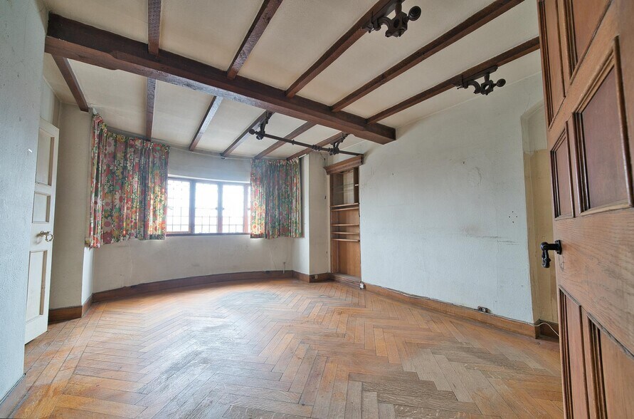More Photos Of 1989 W Grand Blvd, Detroit Office Residential For Sale