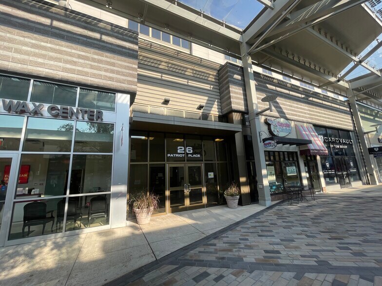 More Photos Of 26 Patriot Pl, Foxborough Office For Lease