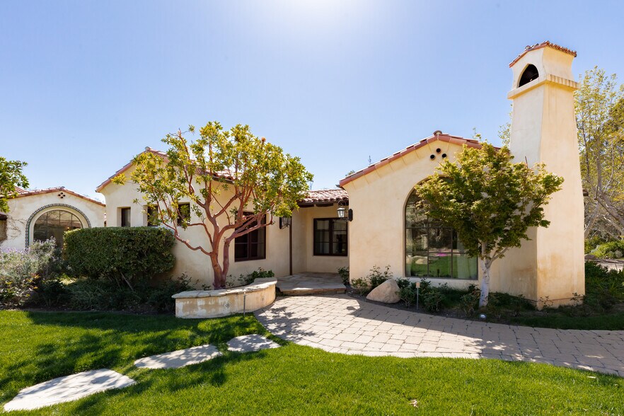 More Photos Of 6914 Solano Verde Dr, Somis Movie Radio TVStudio For Sale