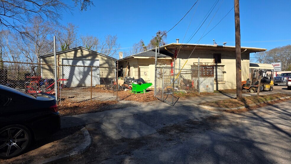 More Photos Of 28 Main St, Piedmont Freestanding For Sale