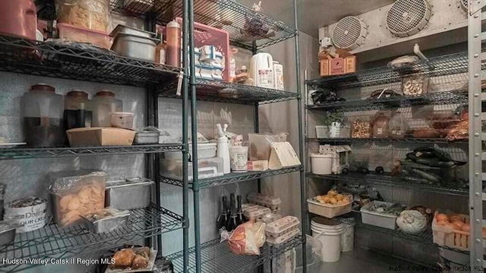 More Photos Of 51 Tinker St, Woodstock Restaurant For Sale