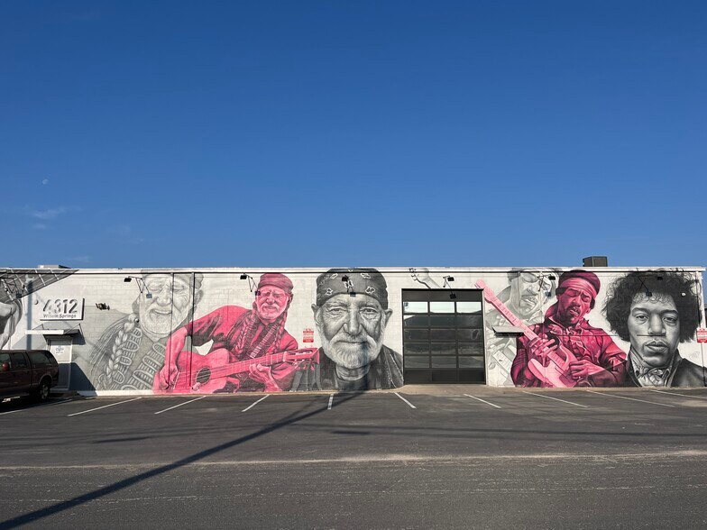 Primary Photo Of 4312 Willow Springs Rd, Austin Unknown For Lease