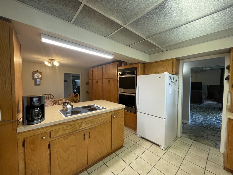 More Photos Of 1730 US Highway 287, Lander Self Storage For Sale