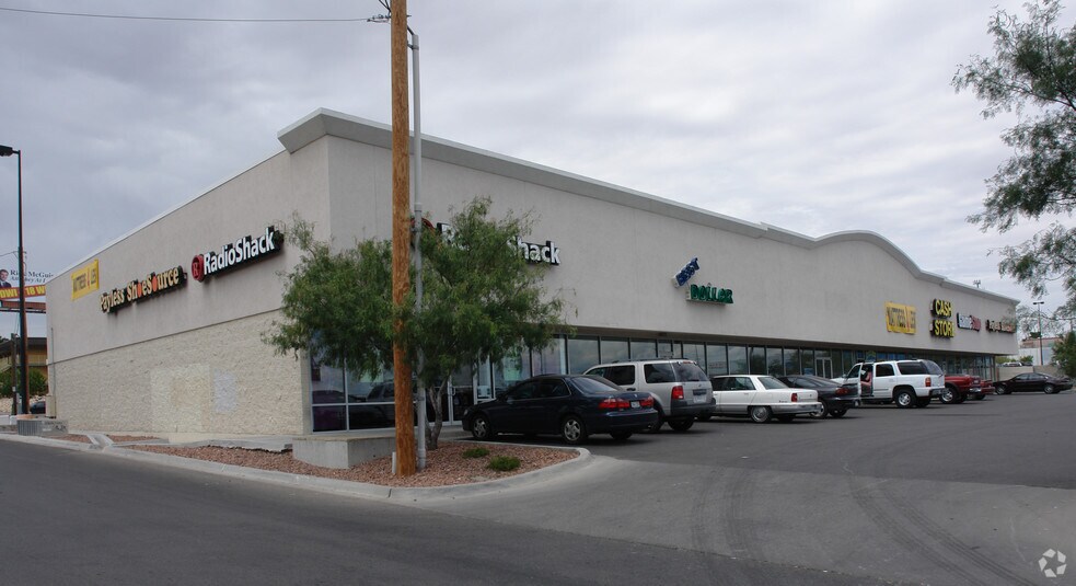 More Photos Of 10705 Gateway West Blvd, El Paso Freestanding For Lease