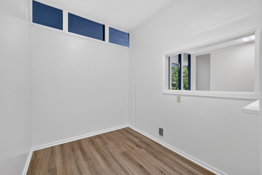 More Photos Of 7 Page St, Cotati Medical For Sale