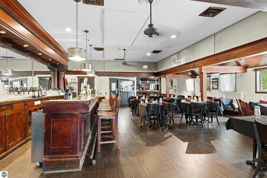 More Photos Of 104 W Main St, Lake Leelanau Restaurant For Sale