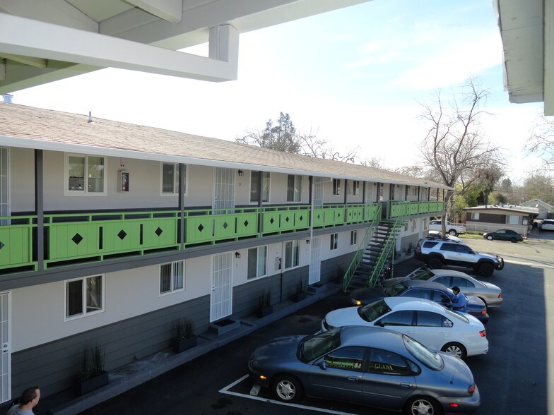 More Photos Of 315-317 B St, Roseville Apartments For Sale