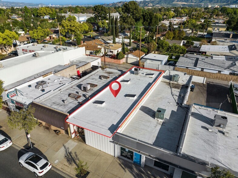 More Photos Of 2312 W Burbank Blvd, Burbank Loft Creative Space For Lease