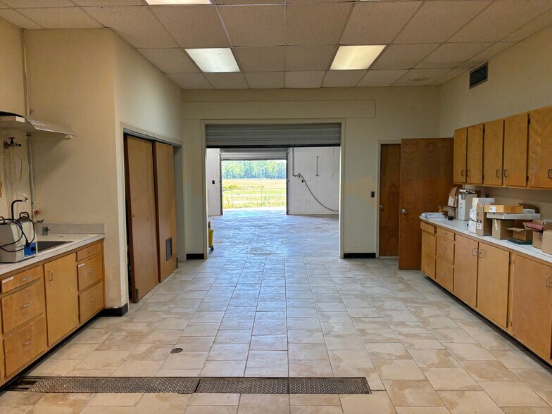 More Photos Of 112 Old Mill Rd, Cartersville Research And Development For Sale