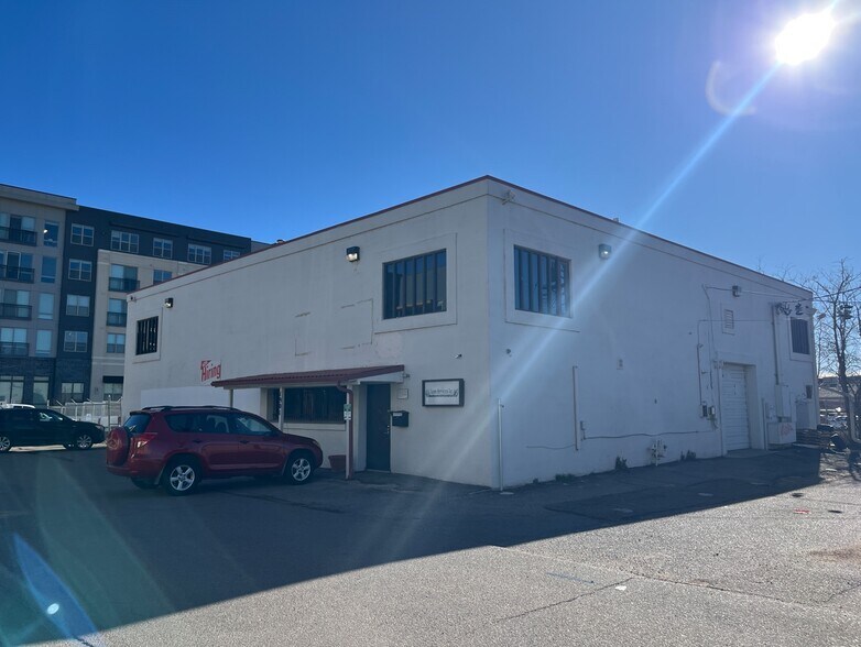 More Photos Of 1901 S Bannock St, Denver Warehouse For Lease