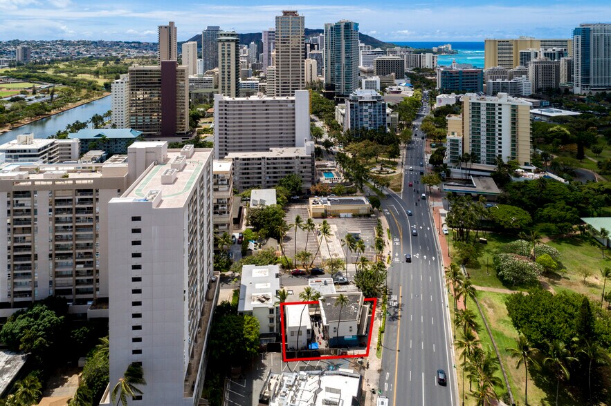 More Photos Of 1980-1984 Kalakaua Ave, Honolulu Storefront Retail Residential For Sale