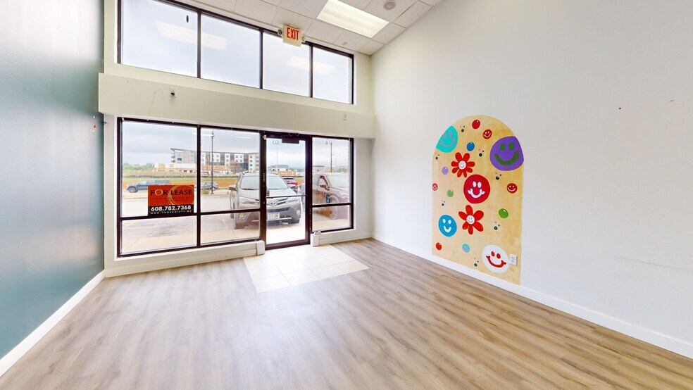 More Photos Of 40 Copeland Ave, La Crosse Unknown For Lease